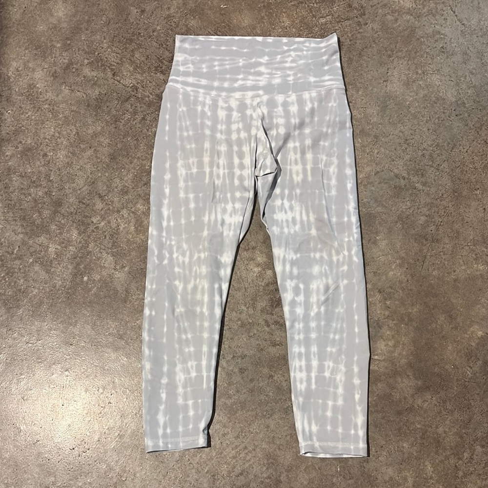 DYI tie-dye leggings